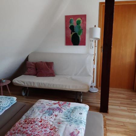 Giebelzimmer Mit Weinbergblick Stetten  Exterior foto